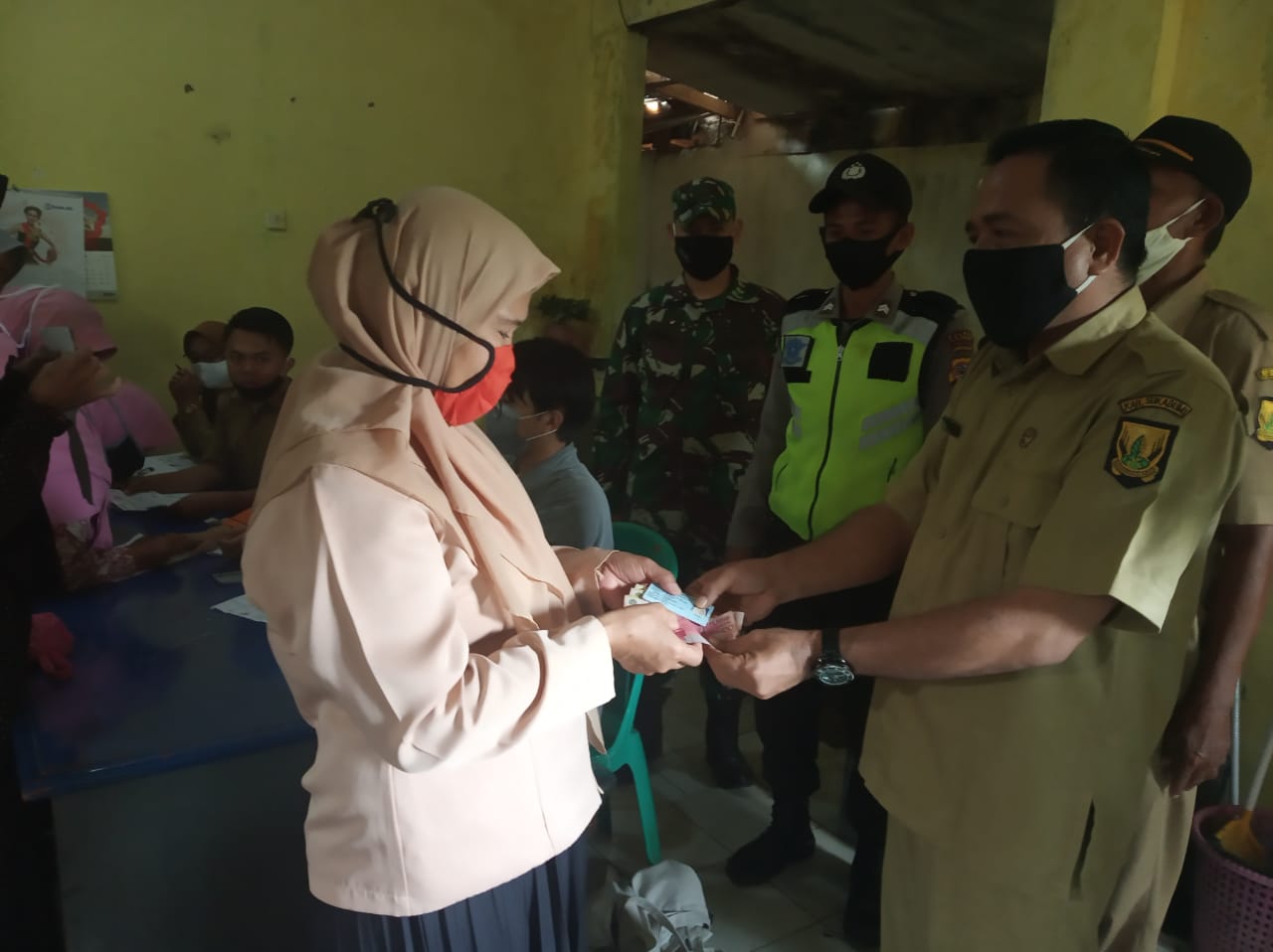 Penyaluran BST Kemensos Tahap Dua Digelar Dikantor Desa Bojonglongok